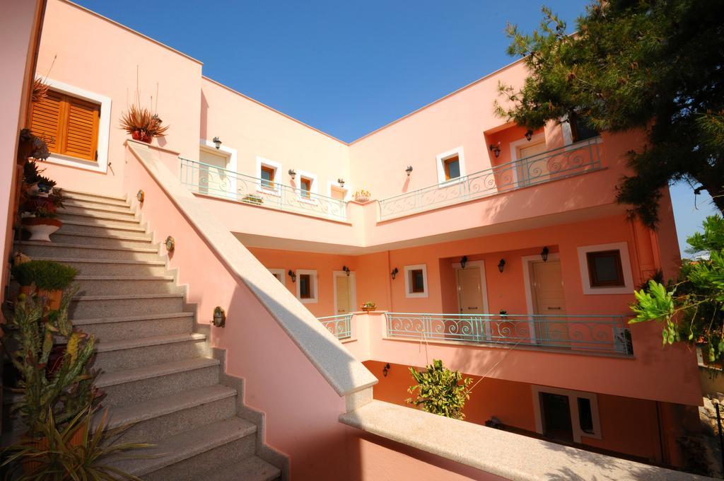 סובאלה Aethrio Guesthouse מראה חיצוני תמונה